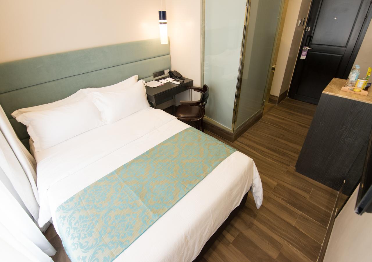 Goldberry Lite Hotel Ілоіло Екстер'єр фото