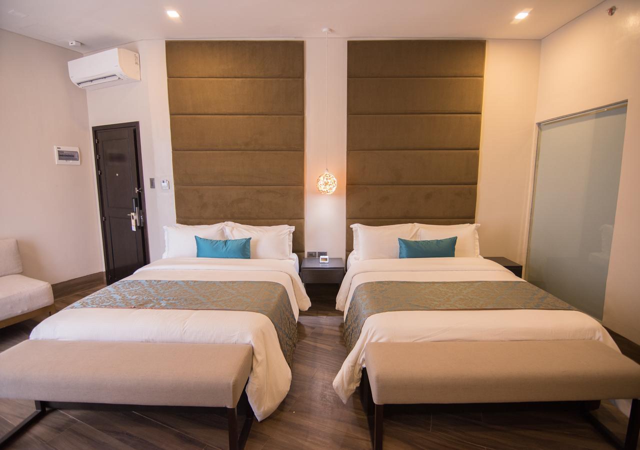 Goldberry Lite Hotel Ілоіло Екстер'єр фото