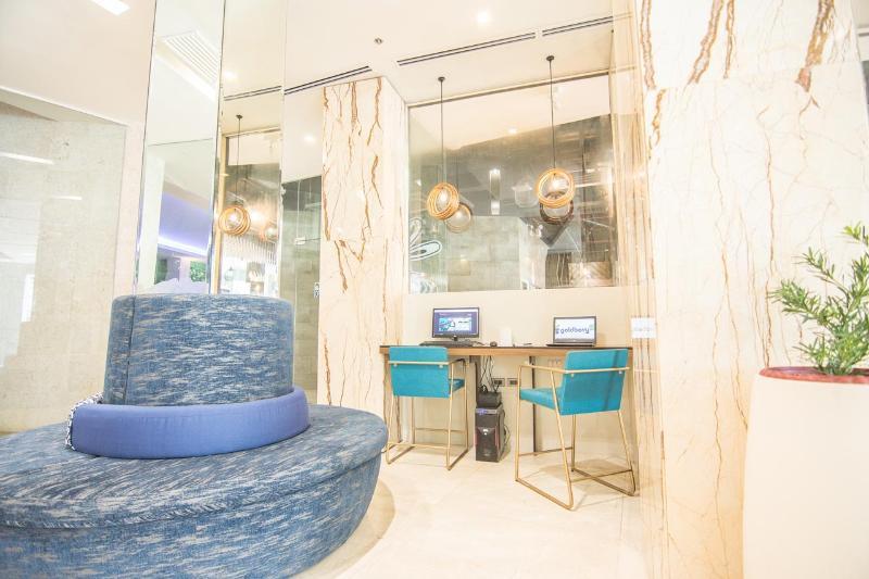 Goldberry Lite Hotel Ілоіло Екстер'єр фото