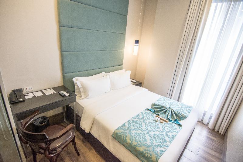 Goldberry Lite Hotel Ілоіло Екстер'єр фото
